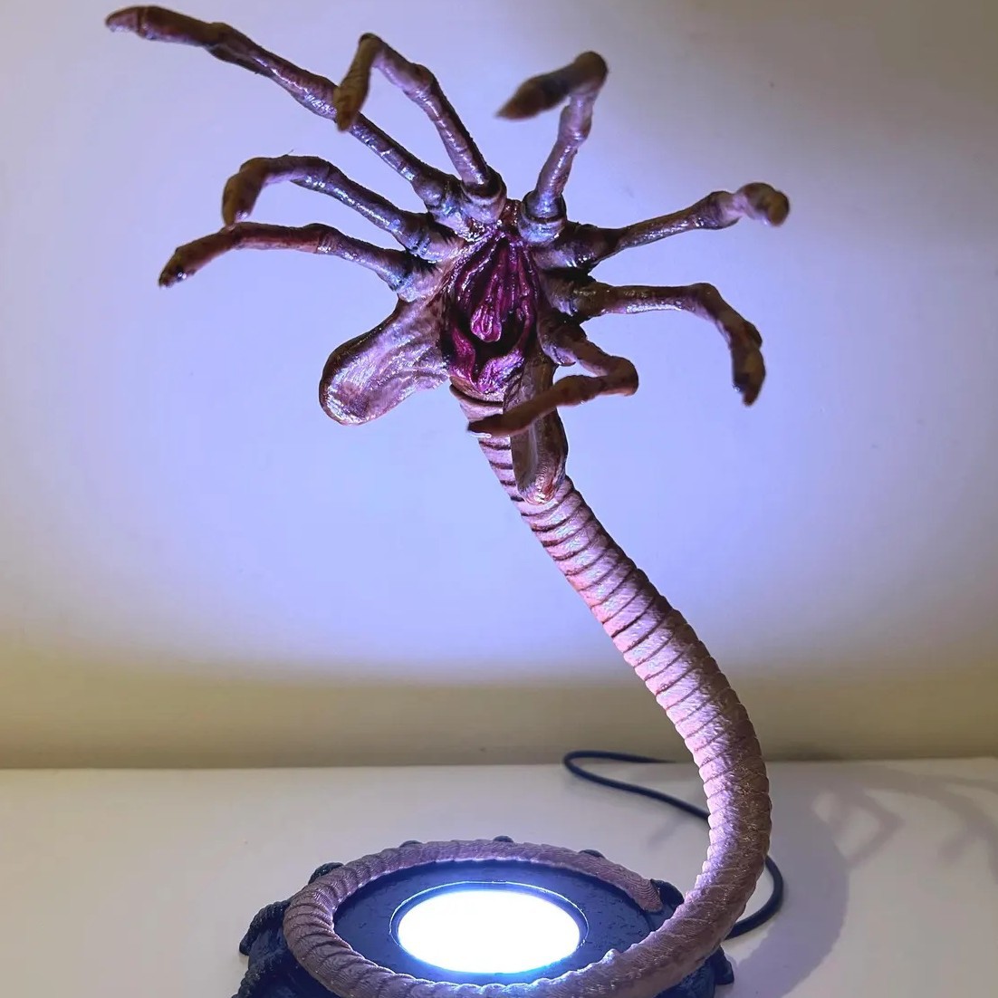 Home Decor Lamp - Lampada Notturna Alien Facehugger, Decorazione Halloween